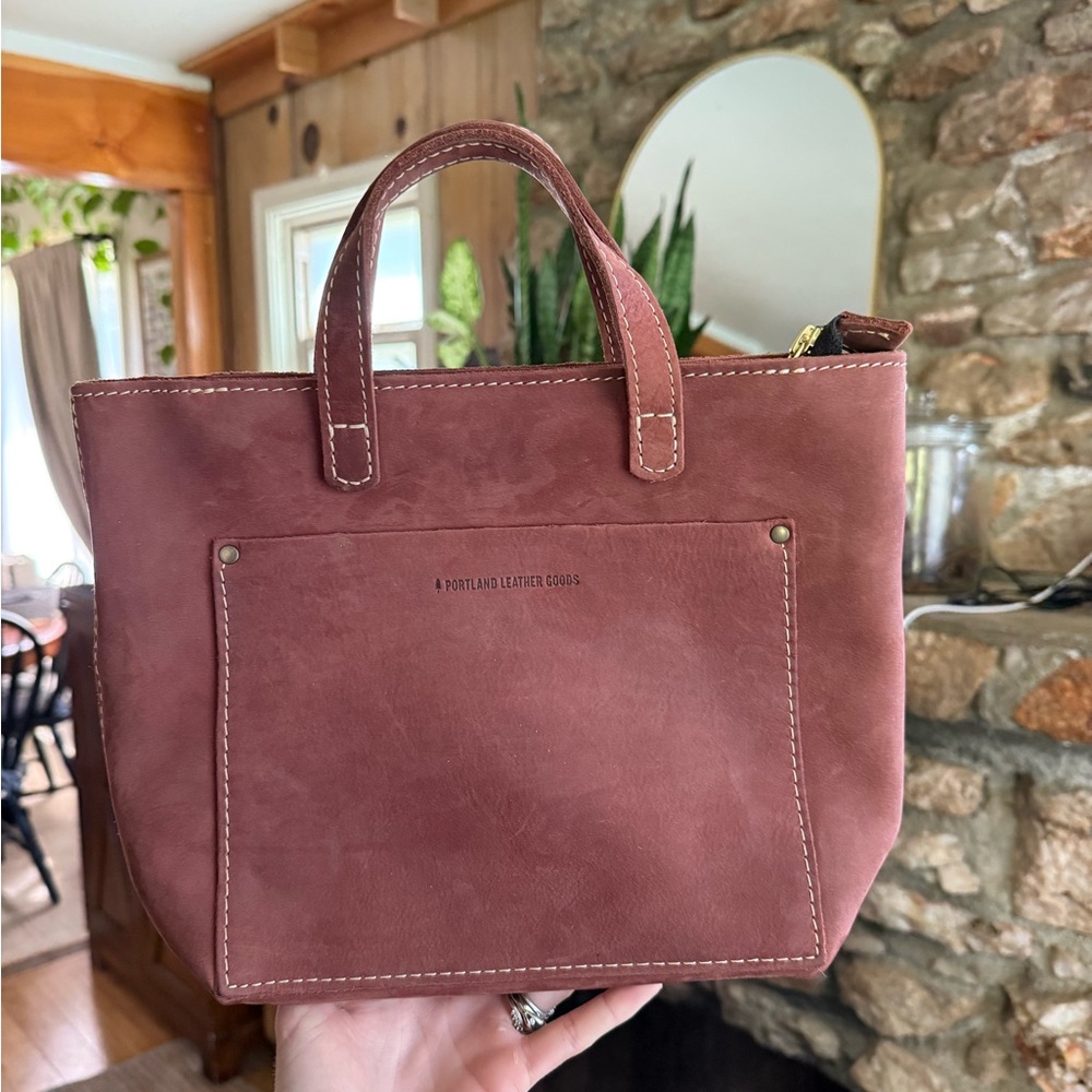 Portland Leather Lotus Mini CB with zipper